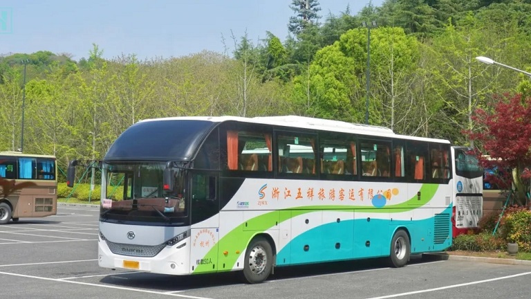 Ankai Buses weave through the fabric of cities, reaching thousands of urban centers and serving millions of people.